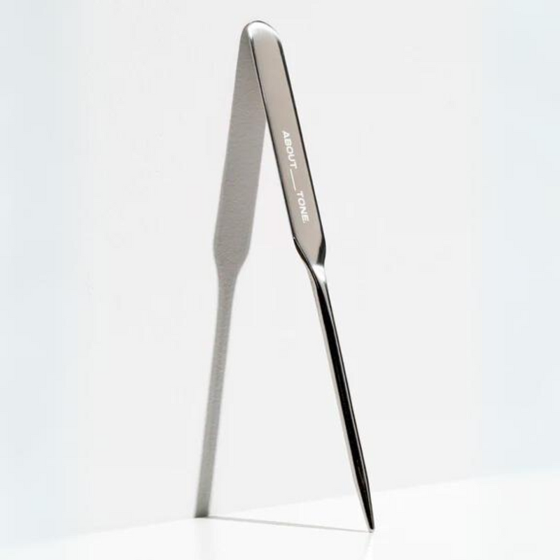 About Tone Makeup Spatula