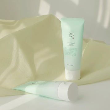 Green Plum Refreshing Cleanser